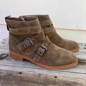 Bleecker and Bond Kelsey tan suede buckle strap ankle booties 8.5M